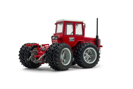 Massey Ferguson 1200 med Melcon Dubbeltlucht Limited 1000